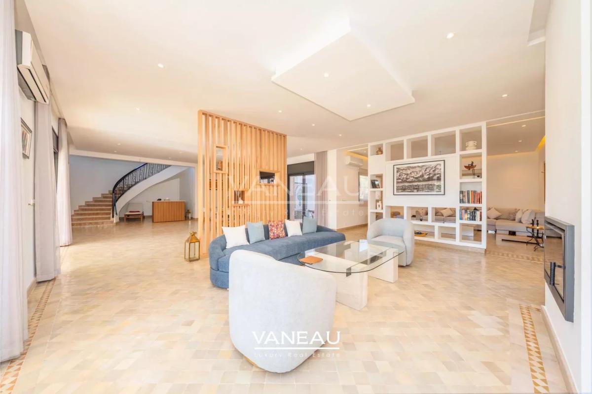 Villa Contemporaine à Vendre amelkis 1