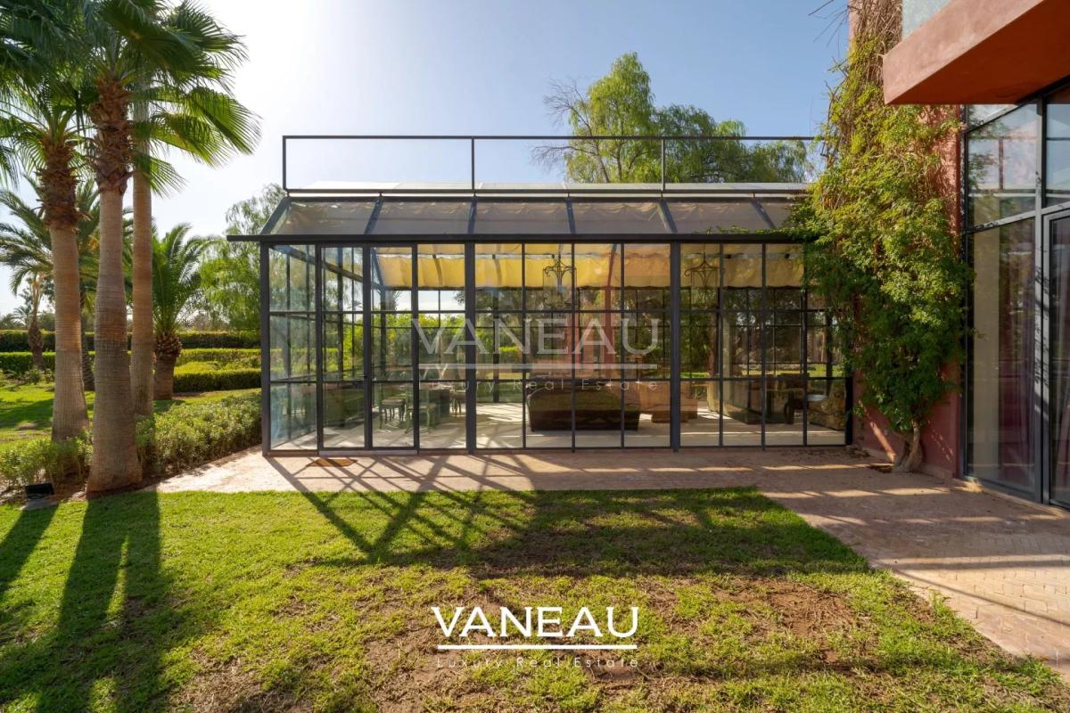 SUPERBE PROPRIÉTÉ À VENDRE AU COEUR D'UN GOLF DE PRÉSTIGE À MARR