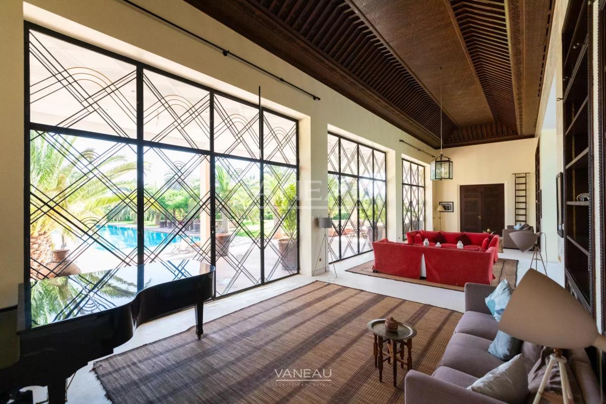 SUPERBE PROPRIÉTÉ À VENDRE AU COEUR D'UN GOLF DE PRÉSTIGE À MARR