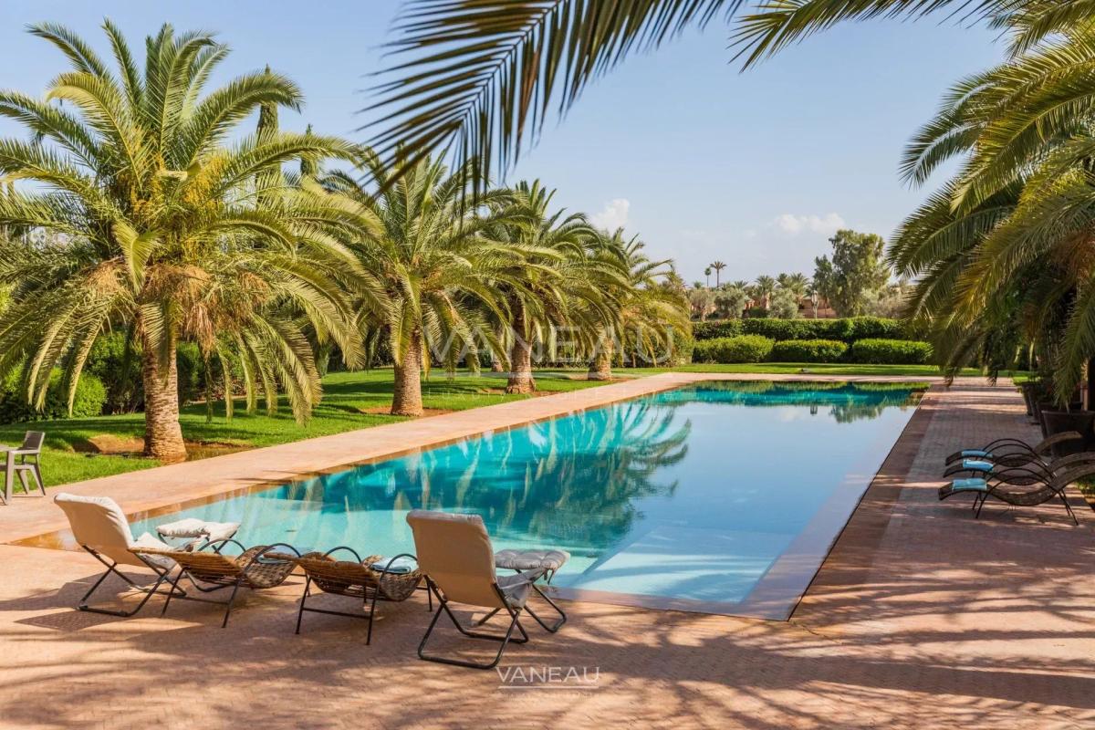 SUPERBE PROPRIÉTÉ À VENDRE AU COEUR D'UN GOLF DE PRÉSTIGE À MARR