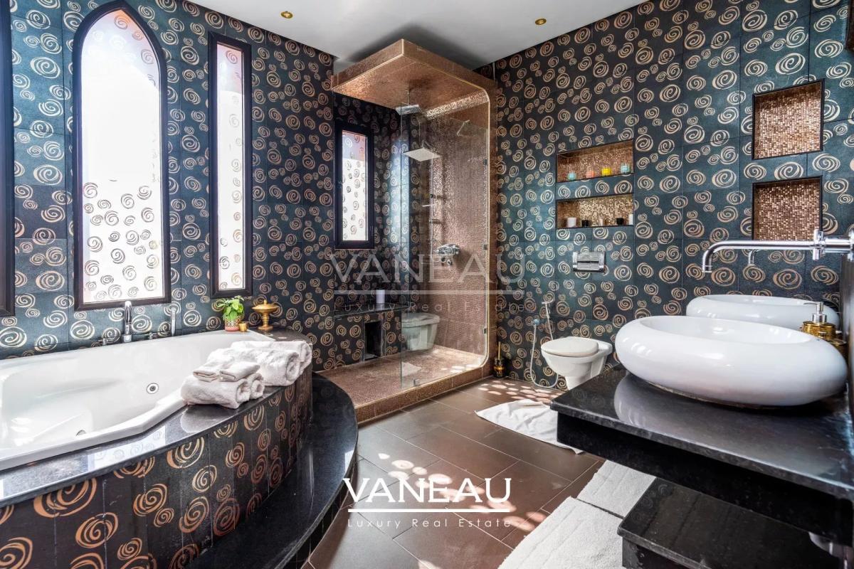 Villa 6 suites à vendre au coeur d'un des plus prestigieux Golf 