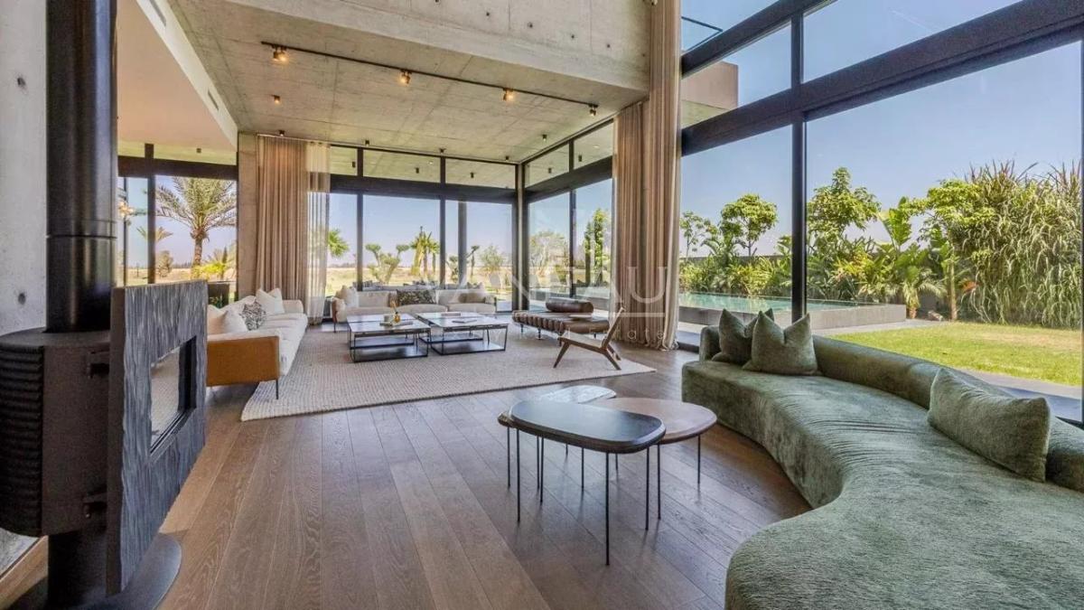 Villa d'architecte en 1ère ligne de golf