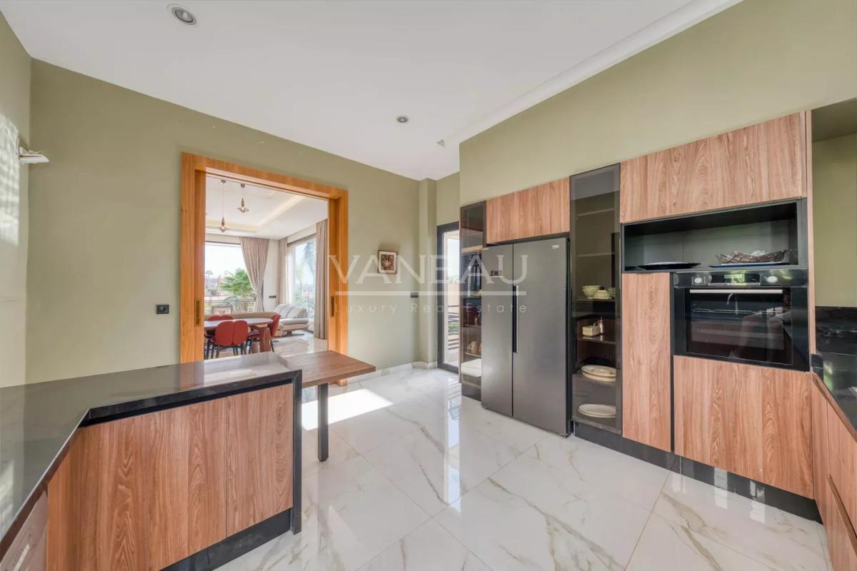 Villa au coeur d'un prestigieux golf