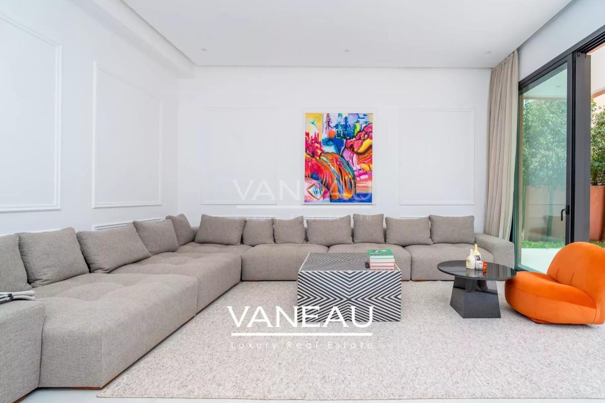 ***Luxueuse villa sur domaine golfique***