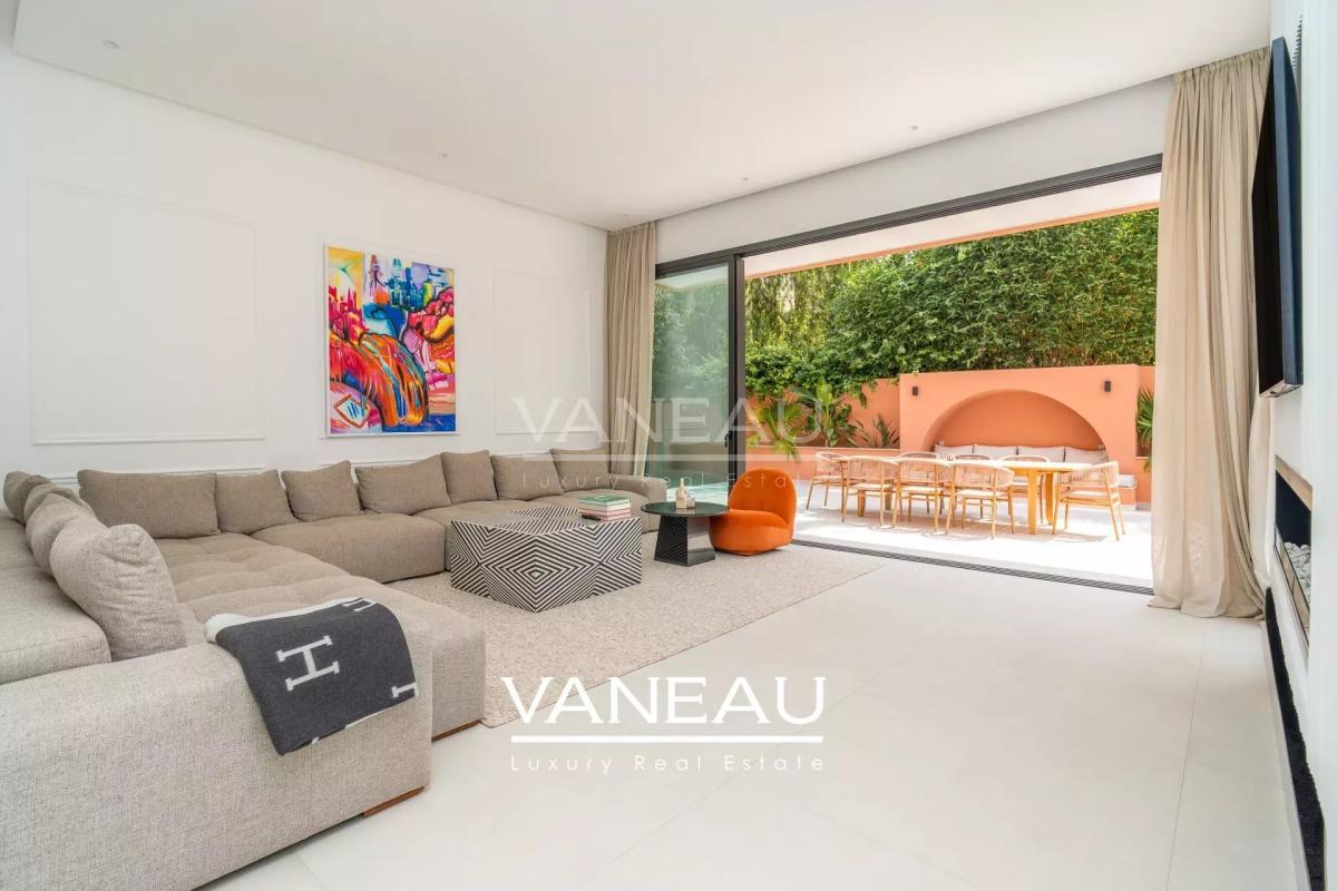 ***Luxueuse villa sur domaine golfique***