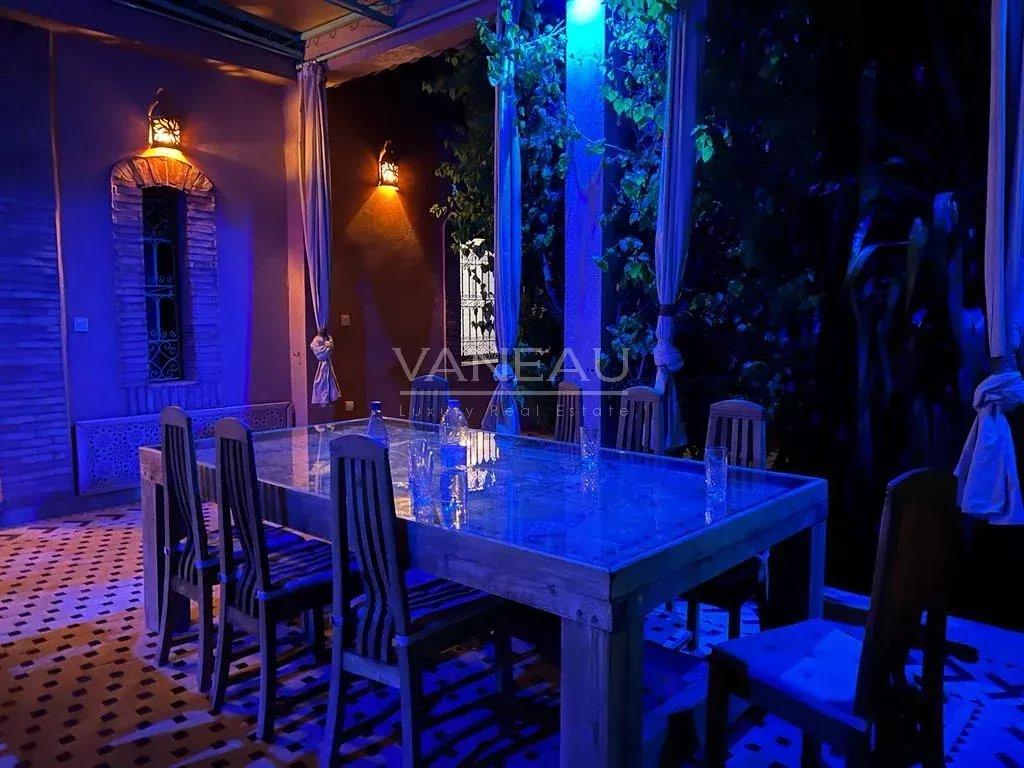 Un havre de paix au pied de l'Atlas sur 1 hectare avec VNA