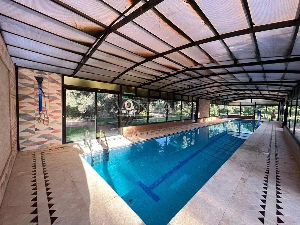 Un havre de paix au pied de l'Atlas sur 1 hectare avec VNA