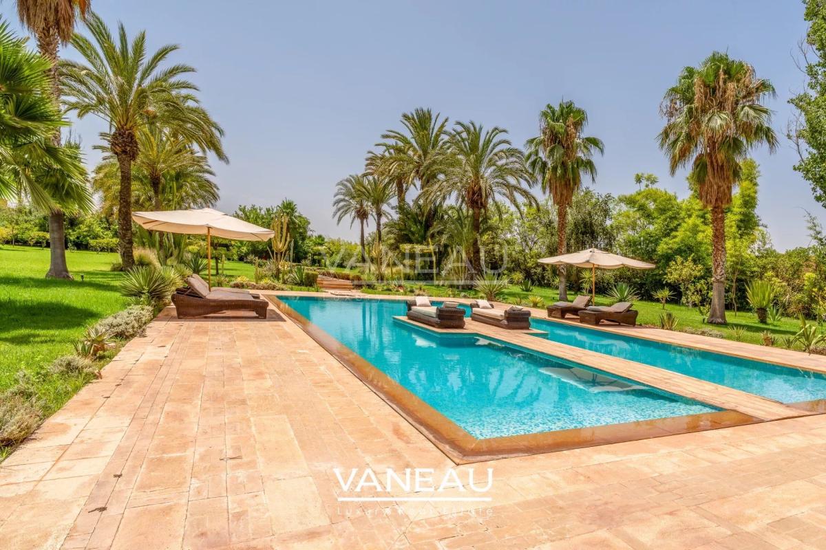 ***Villa au style Baroque vénitien****