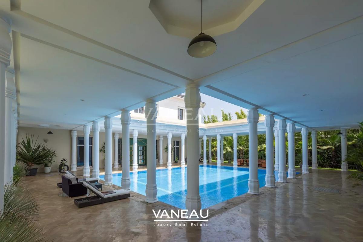 Palais à vendre au coeur de Souissi