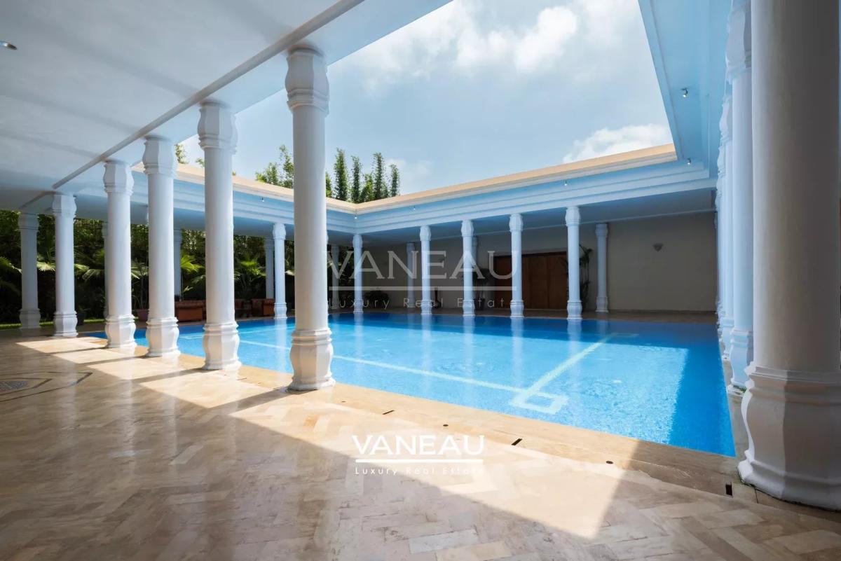 Palais à vendre au coeur de Souissi