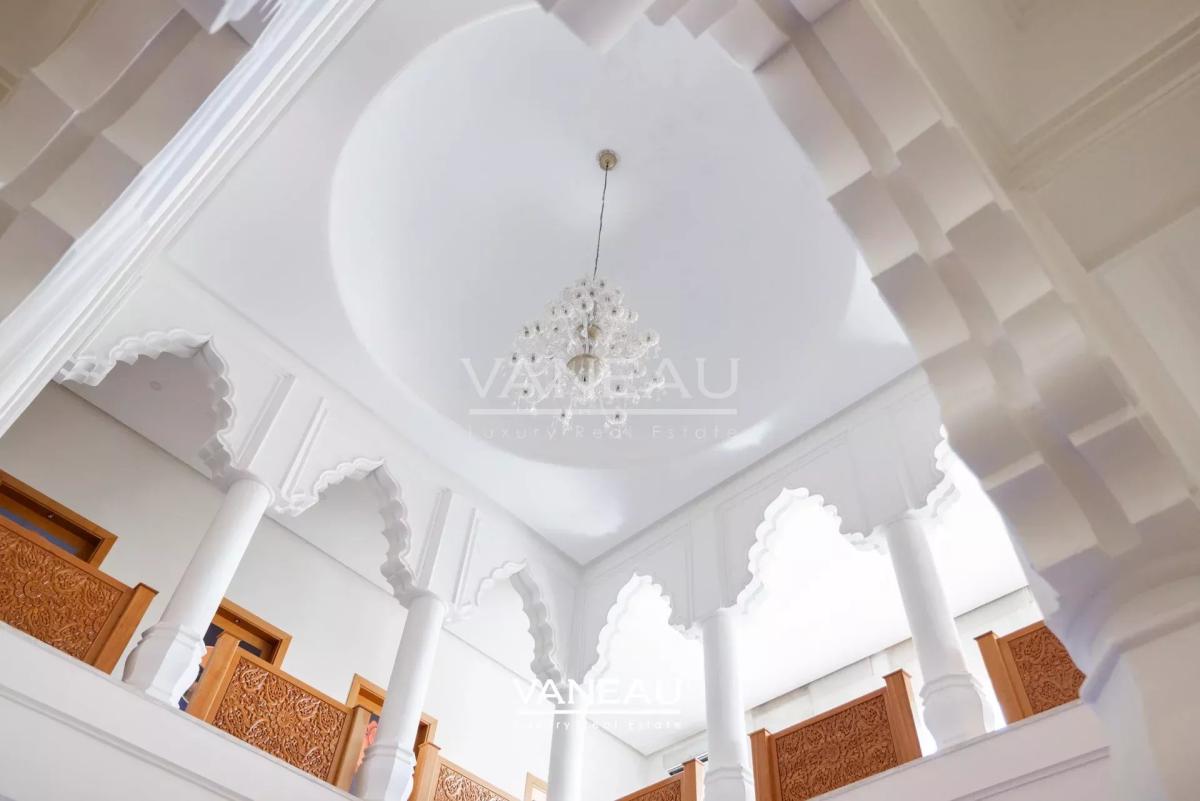 Palais à vendre au coeur de Souissi