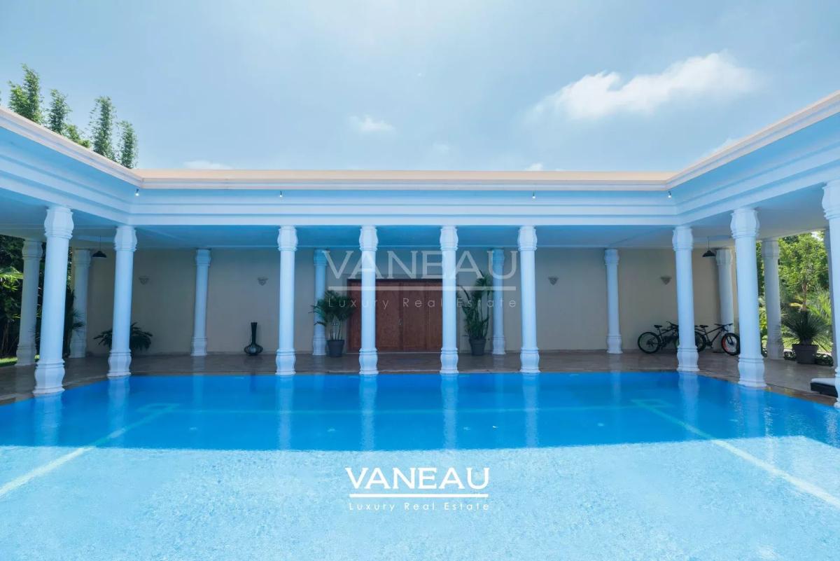 Palais à vendre au coeur de Souissi