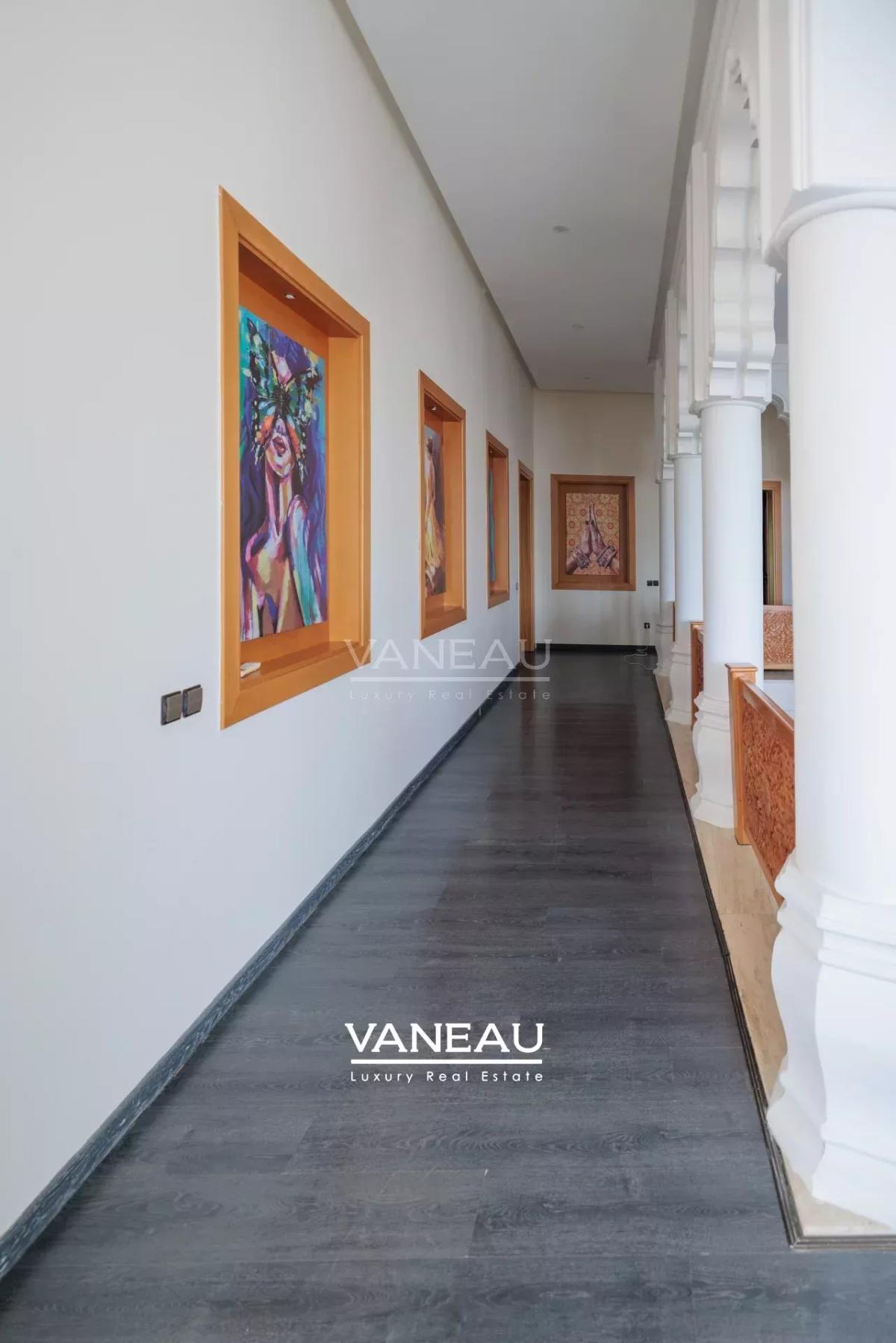 Palais à vendre au coeur de Souissi