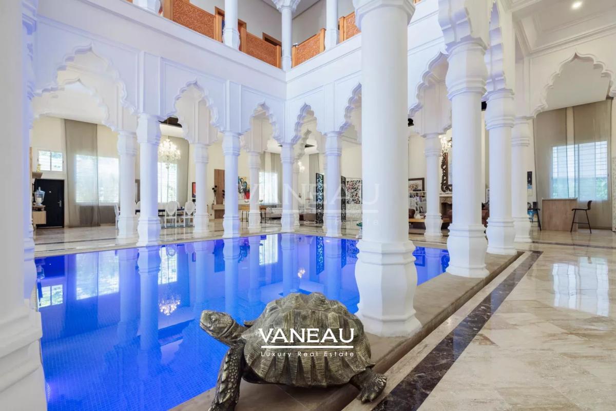 Palais à vendre au coeur de Souissi