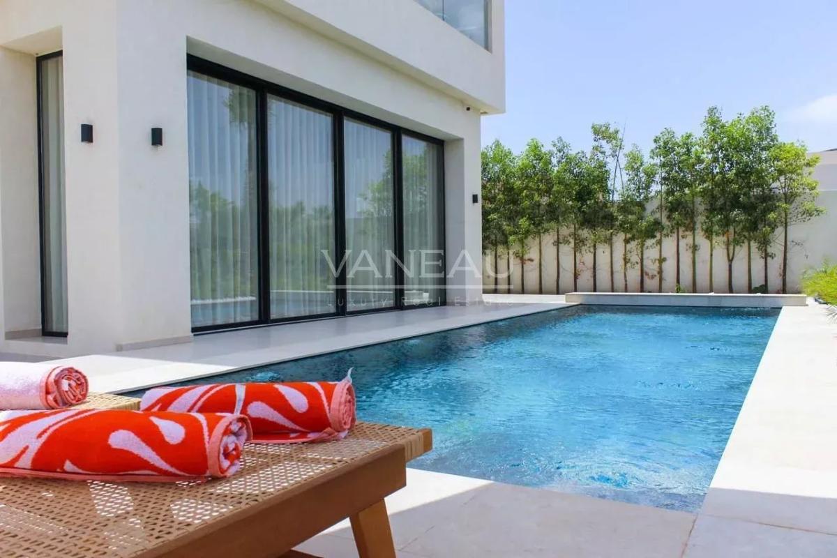 À vendre – Villa moderne dans un Golf prestigieux à Marrakech