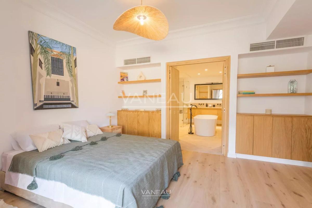 Appartement rdc avec avec piscine privée au coeur de l'Hivernage