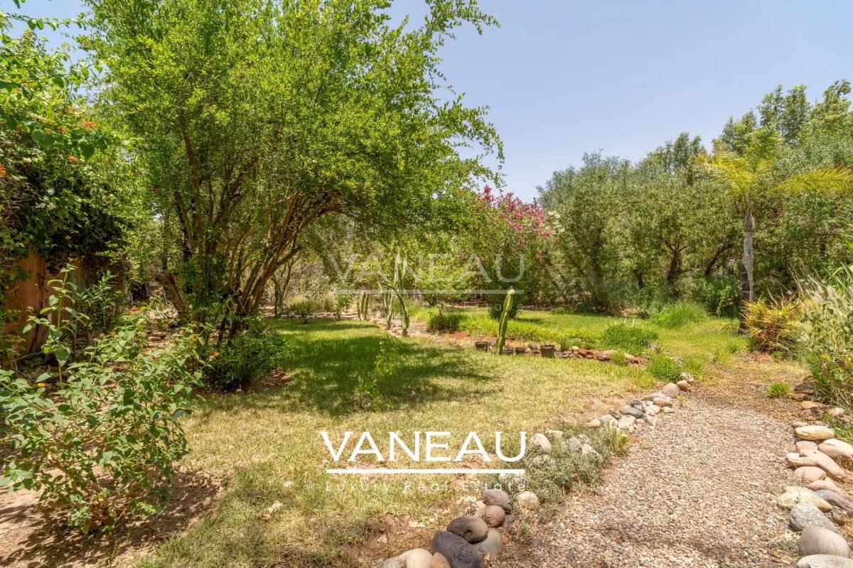 Charmente villa de 5 chambres Amelkis 1