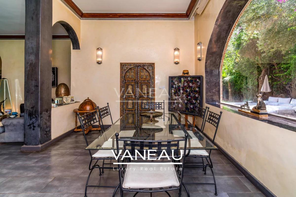 Charmente villa de 5 chambres Amelkis 1