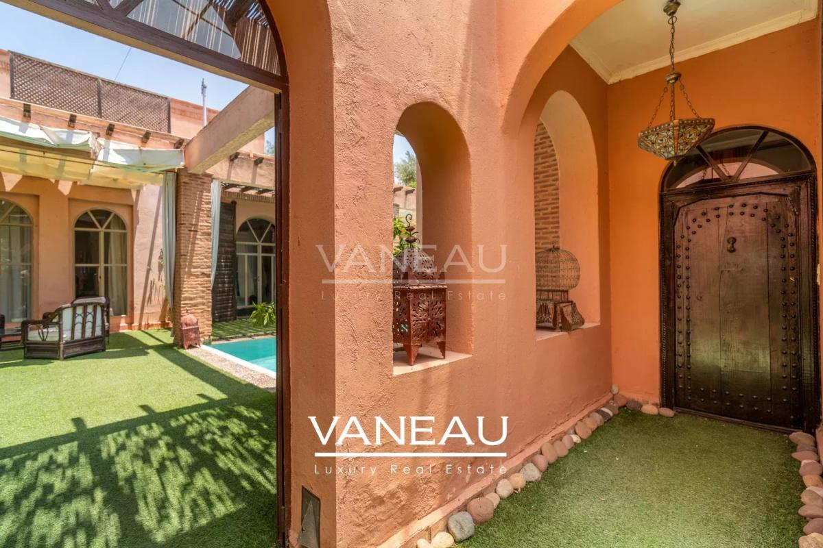 Charmente villa de 5 chambres Amelkis 1