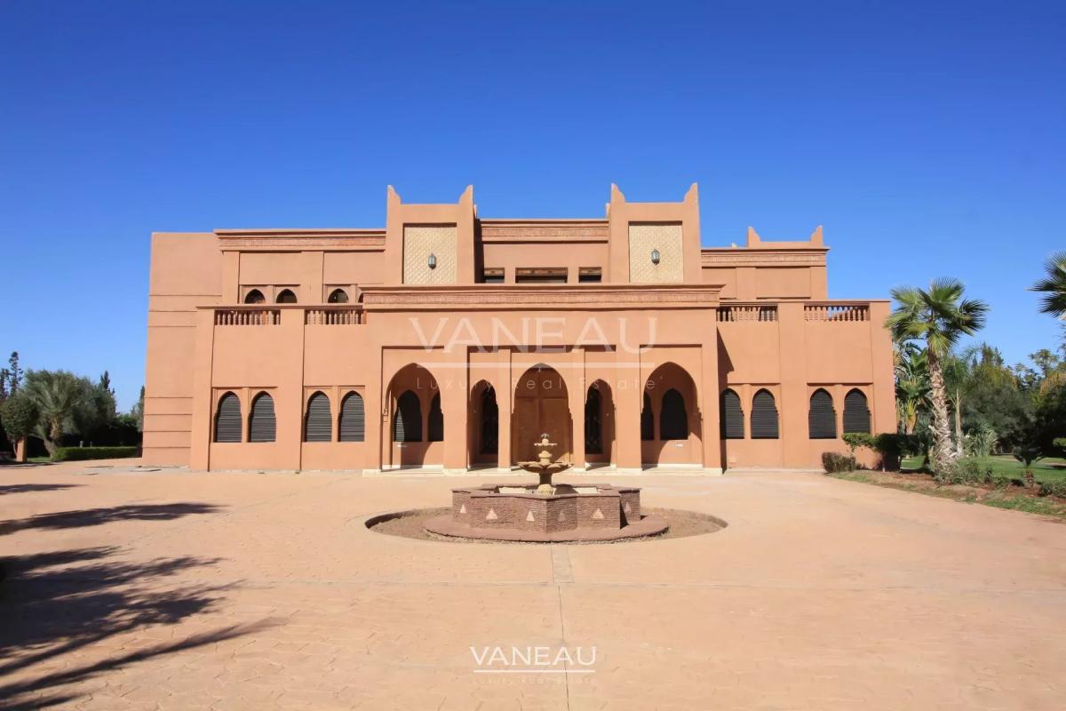 Route de Tahanaout de 1340m²