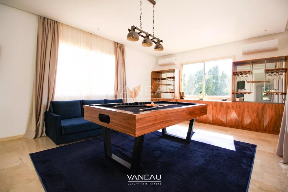 Sompteuse villa nichée au coeur de la Palmeraie