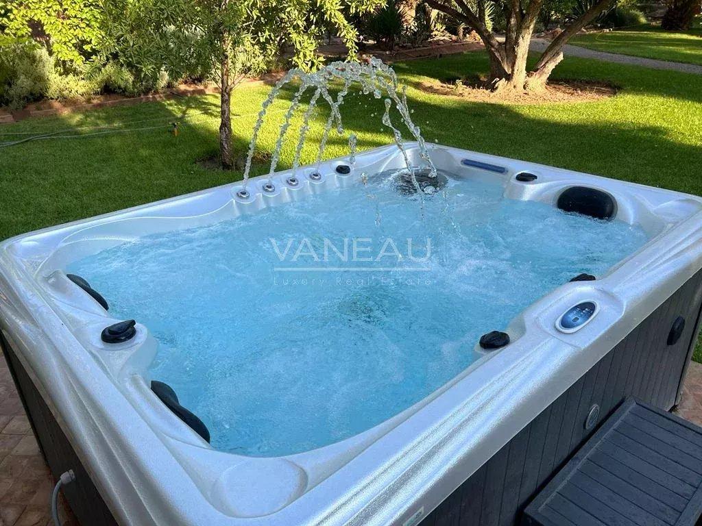 Un havre de paix au pied de l'Atlas sur 1 hectare avec VNA