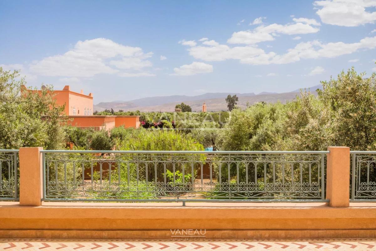 Un havre de paix au pied de l'Atlas sur 1 hectare avec VNA