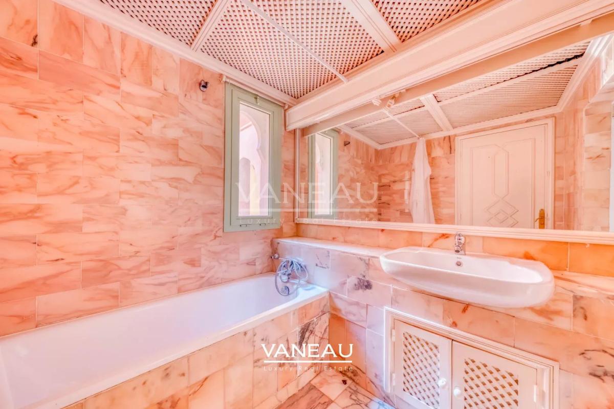 Grand appartement en duplex de trois chambres à la Palmeraie