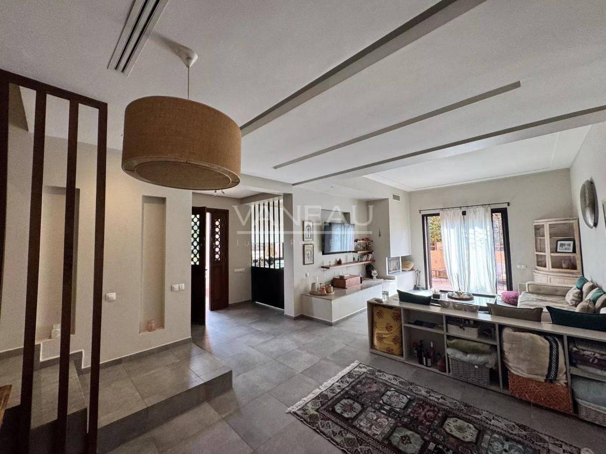 Villa à Louer Agdal 5 chambres