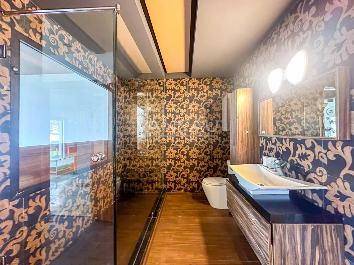 Triplex avec piscine privé Front d'Océan