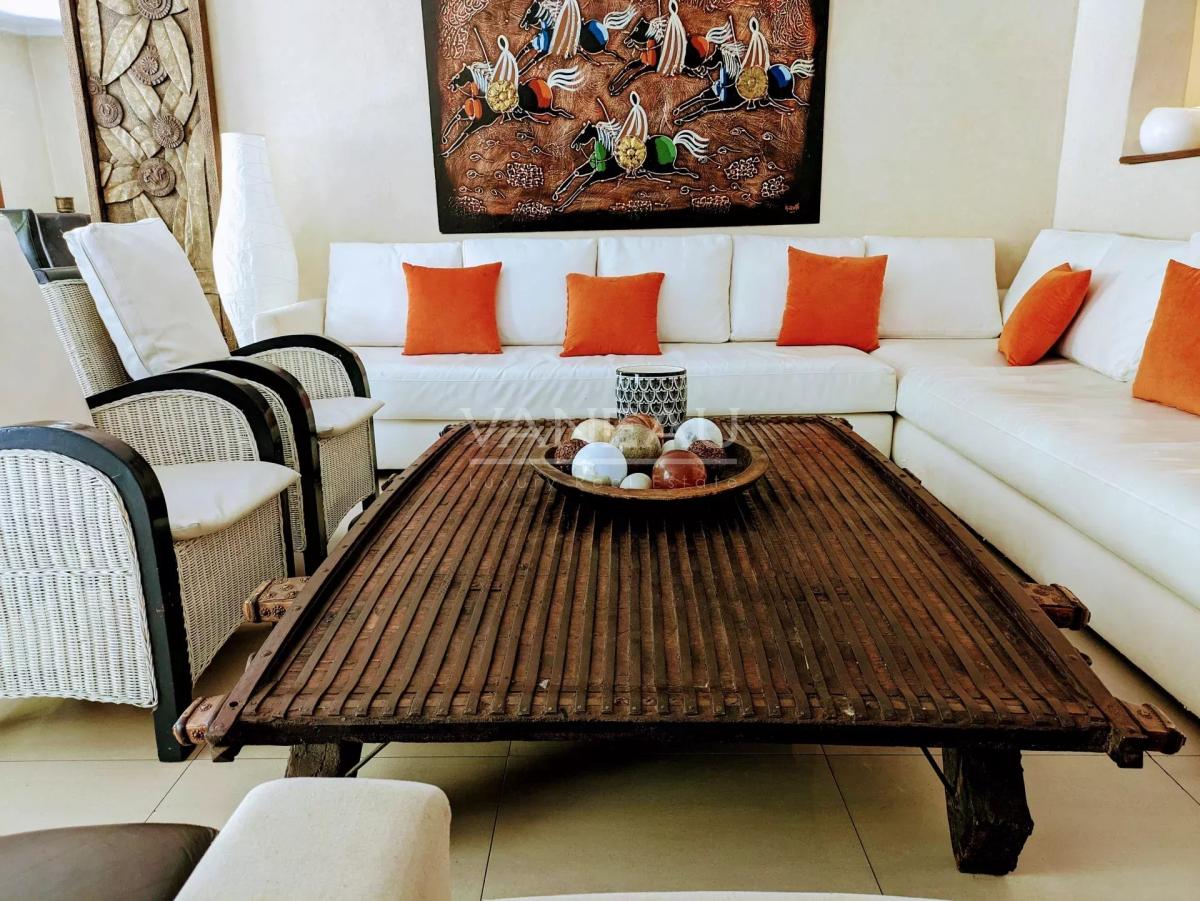 Rez-de-chaussée duplex en plein coeur de l'Hivernage