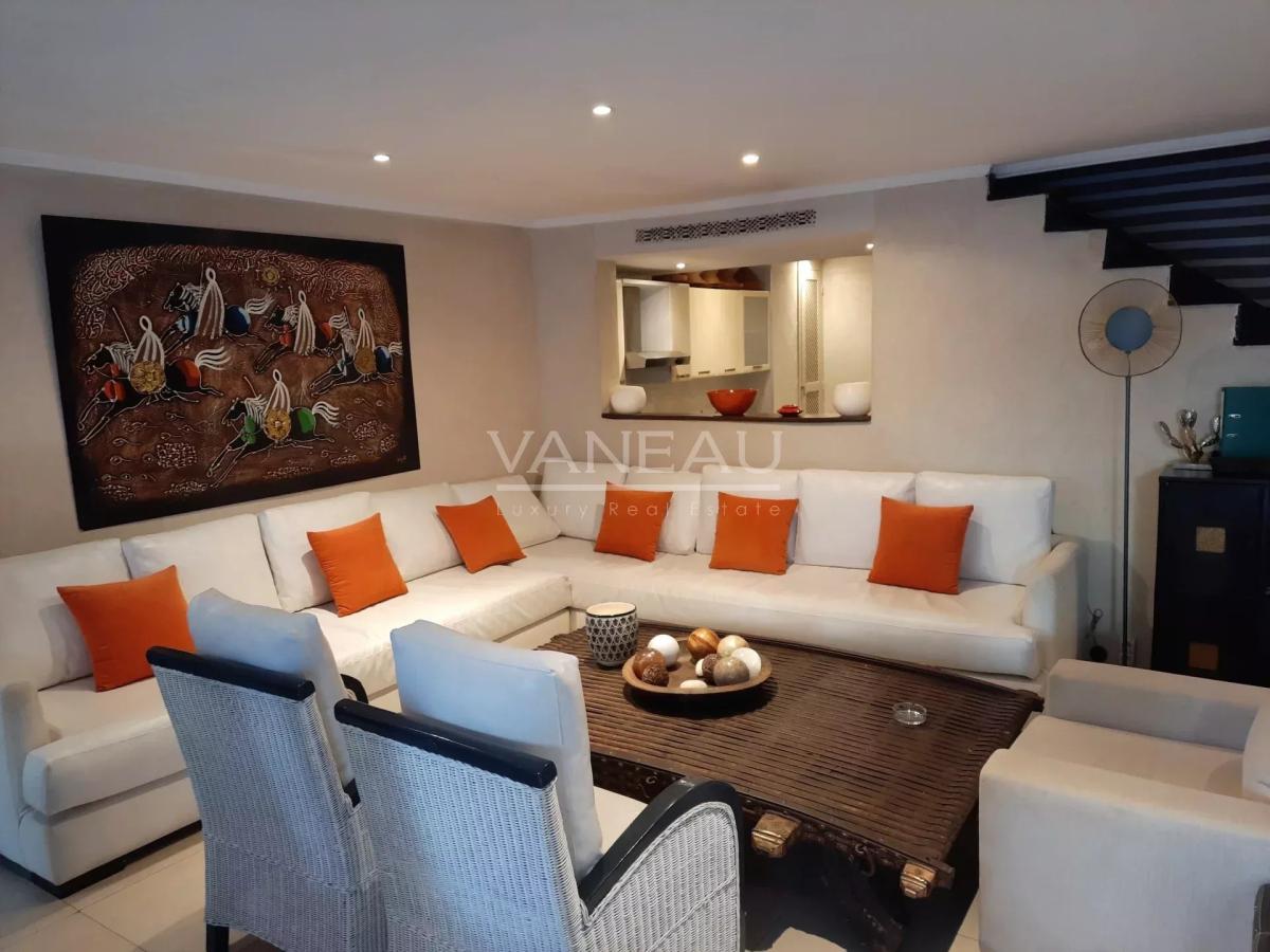 Rez-de-chaussée duplex en plein coeur de l'Hivernage