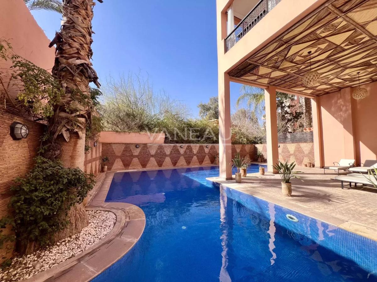 Rez-de-chaussée duplex en plein coeur de l'Hivernage