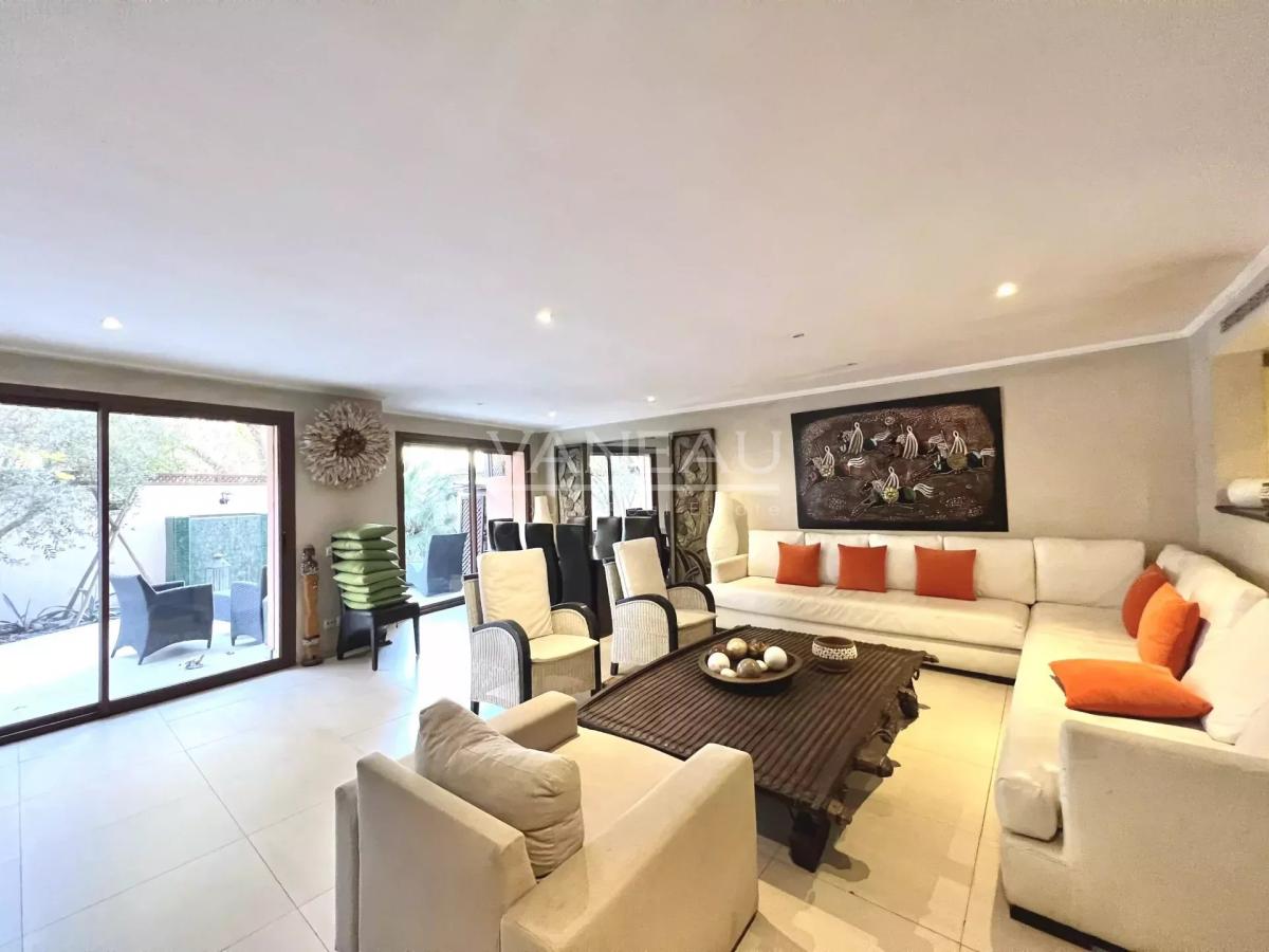 Rez-de-chaussée duplex en plein coeur de l'Hivernage