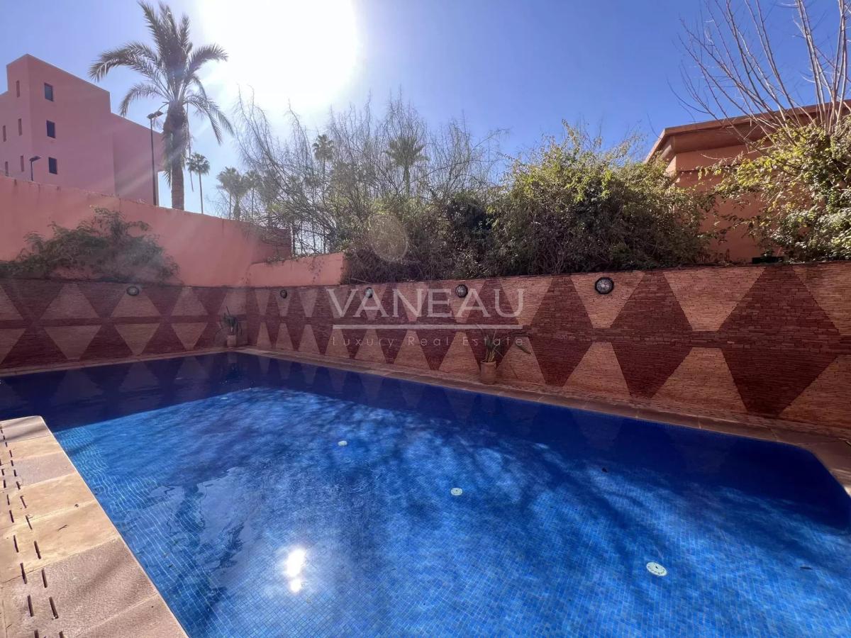 Rez-de-chaussée duplex en plein coeur de l'Hivernage