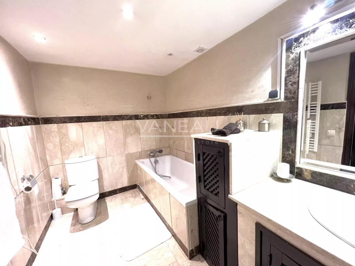 Rez-de-chaussée duplex en plein coeur de l'Hivernage