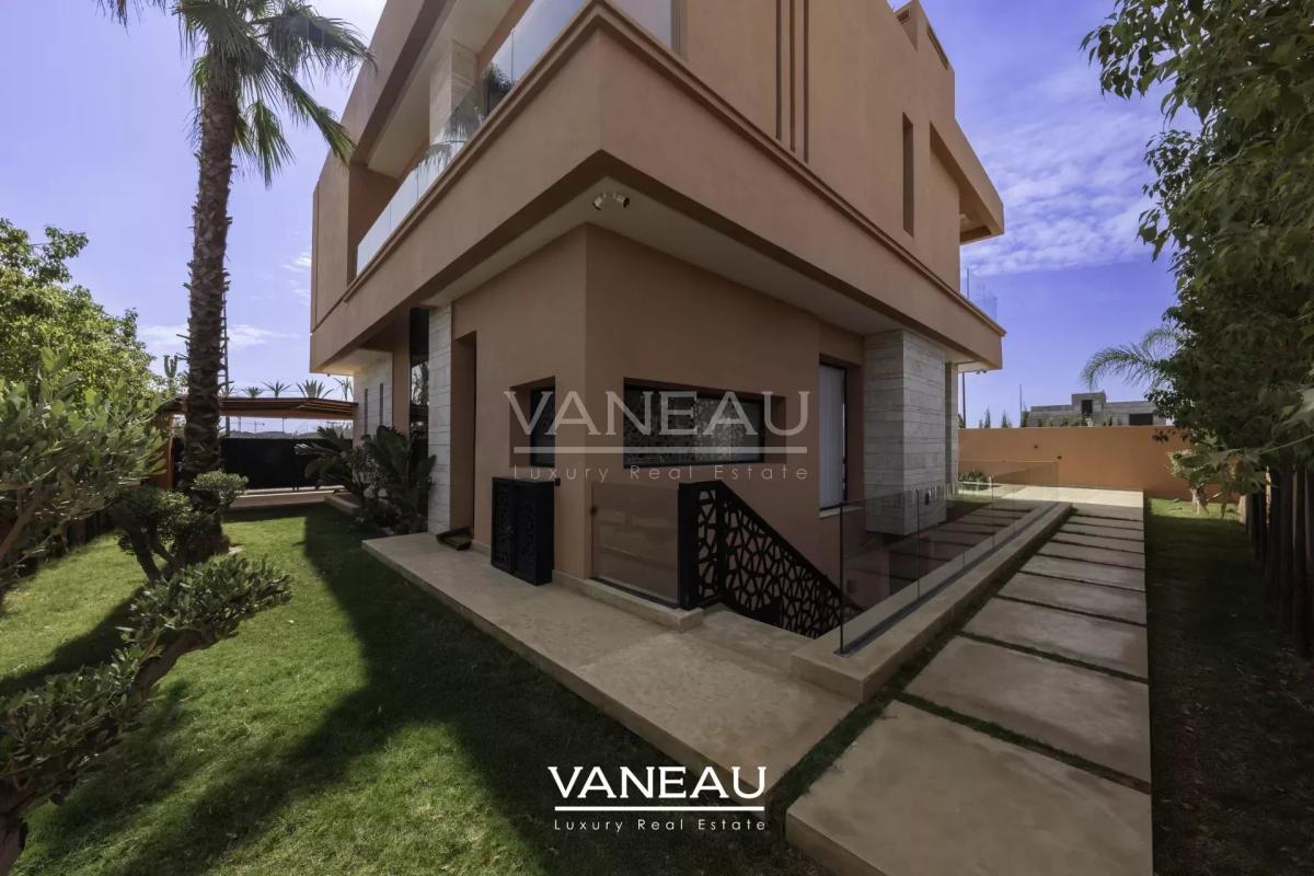 Villa à 10 minutes du centre-ville avec finitions haut de gamme