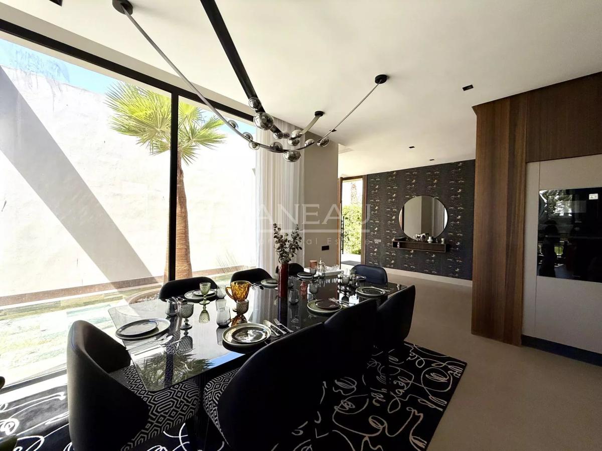 VILLA PLAIN-PIED 4 SUITES