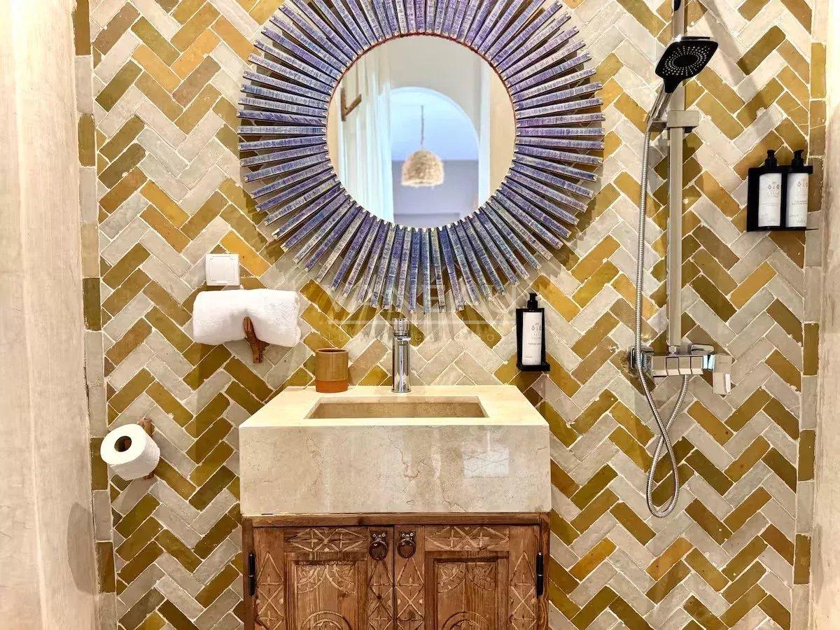 Riad 5 chambres avec basin à la Kasbah vue l' Atlas