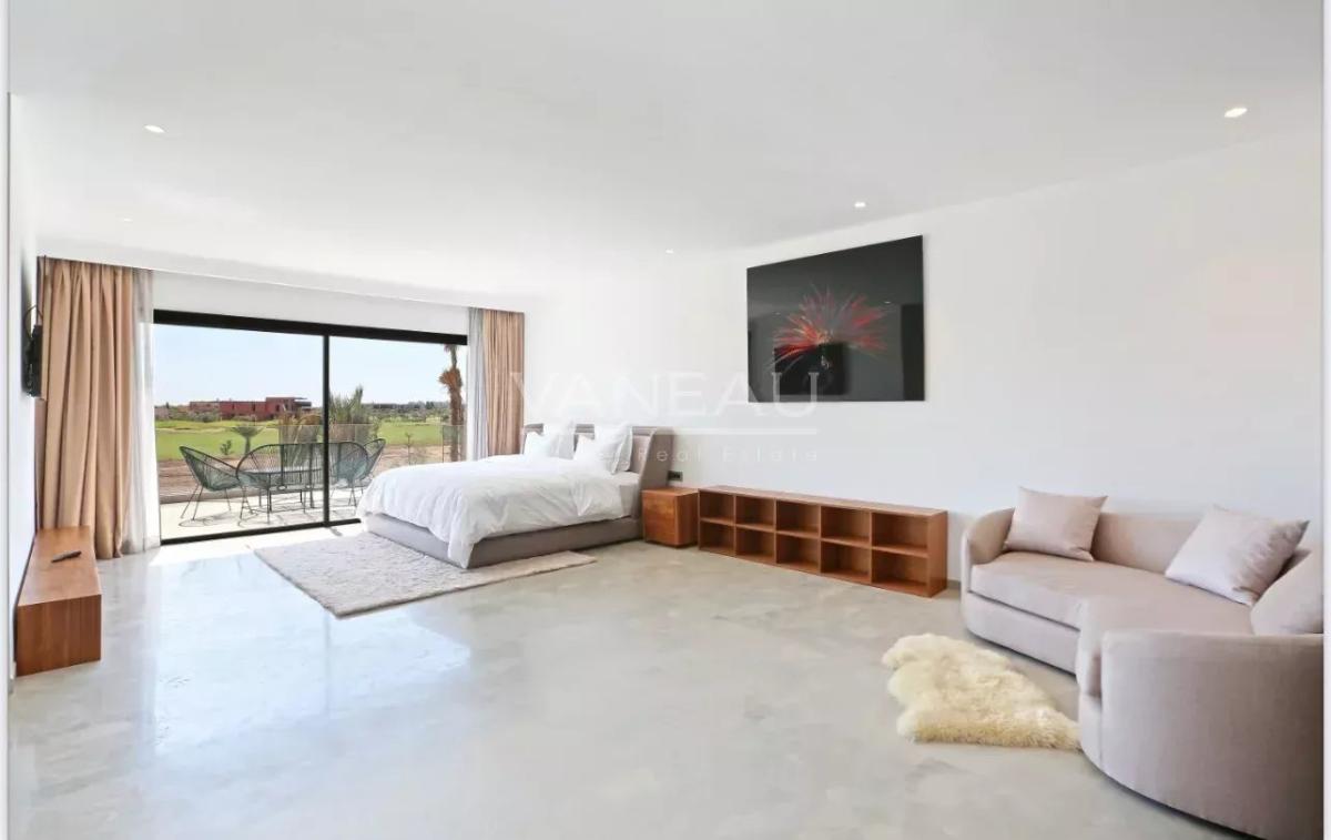 Magnifique villa contemporaine front de golf