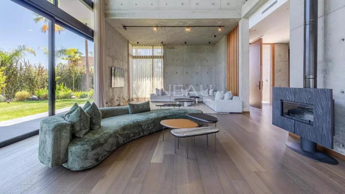 Villa d'architecte en 1ère ligne de golf