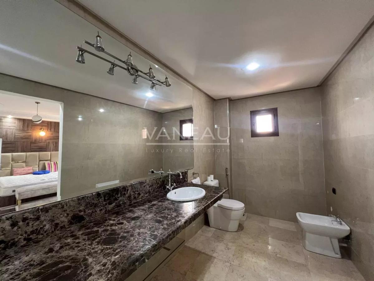 Appartement dernier étage 3 chambres Hivernage