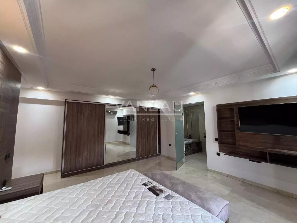 Appartement dernier étage 3 chambres Hivernage