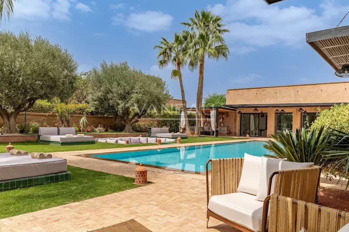 superbe villa contemporaine sur 2000m² carré de terrain