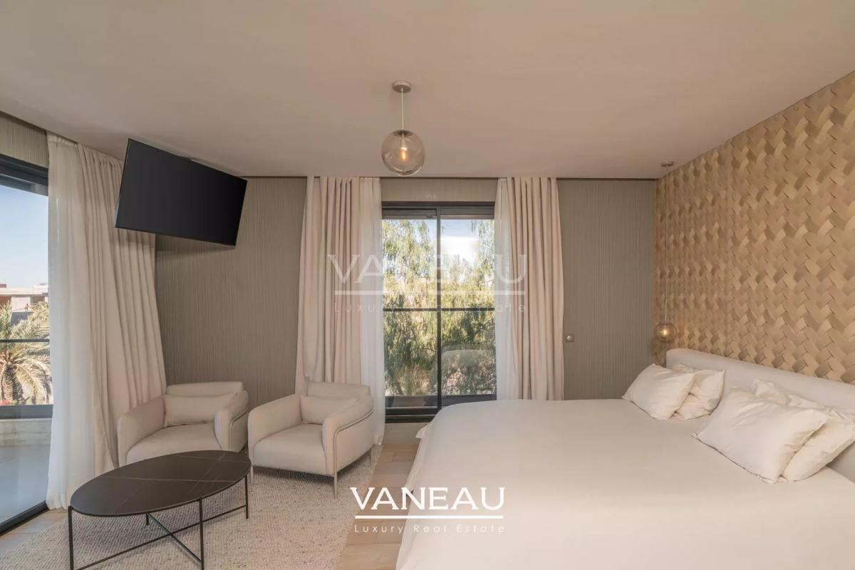 Villa neuve contemporaine a proximité de golfs prestigieux