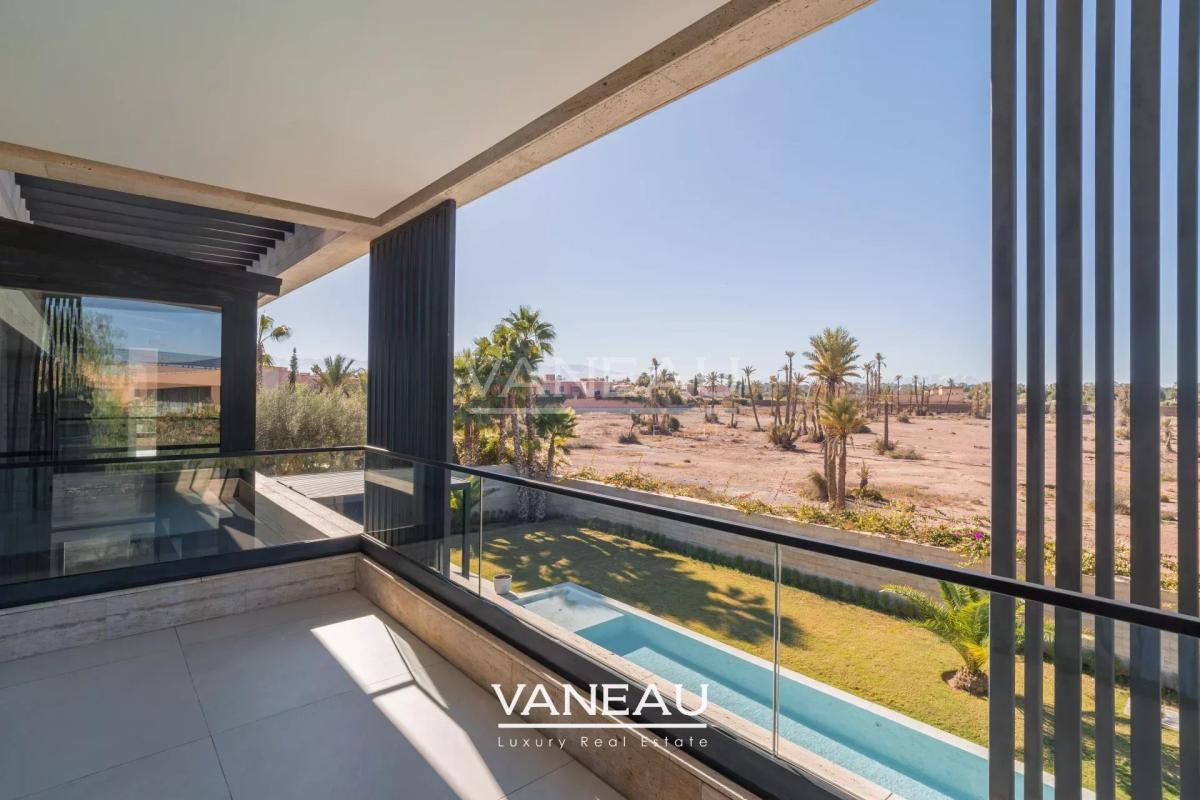 Villa neuve contemporaine a proximité de golfs prestigieux