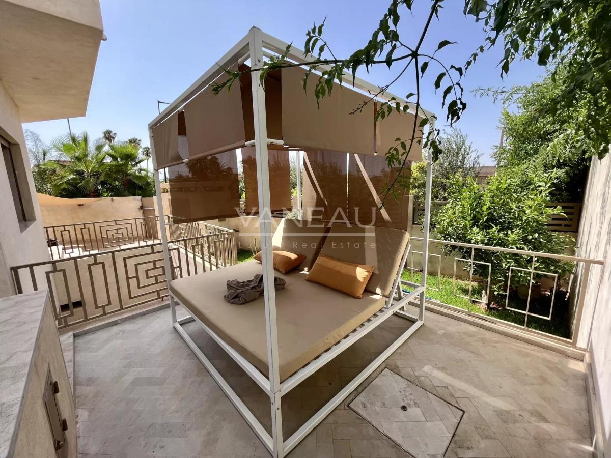Villa avec piscine à 10 minutes du centre-ville
