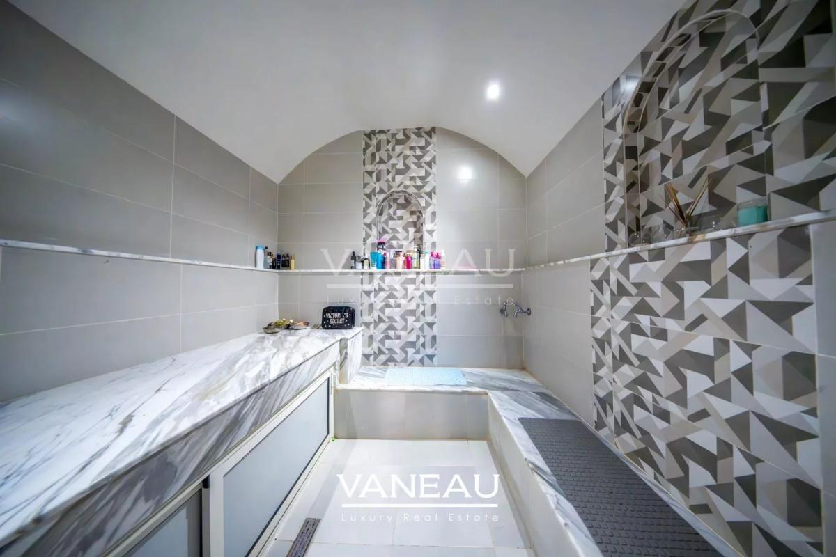 Villa luxueuse en première ligne de golf