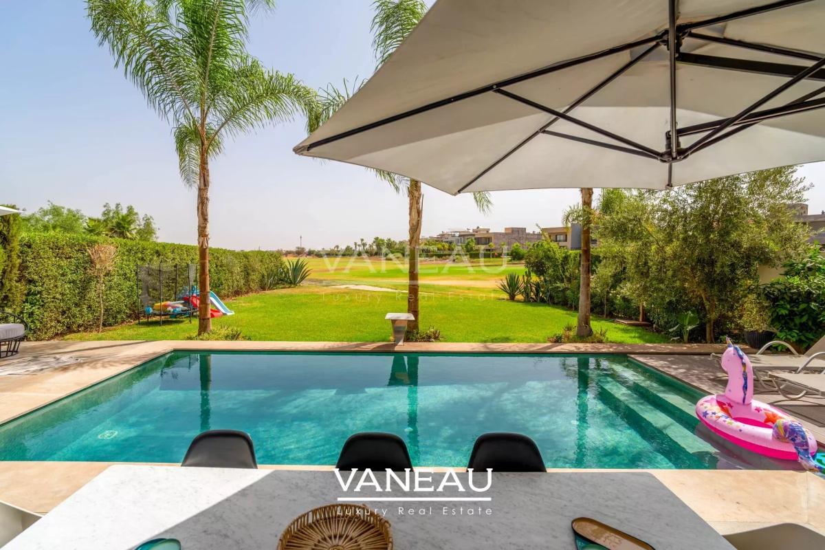 Villa luxueuse en première ligne de golf