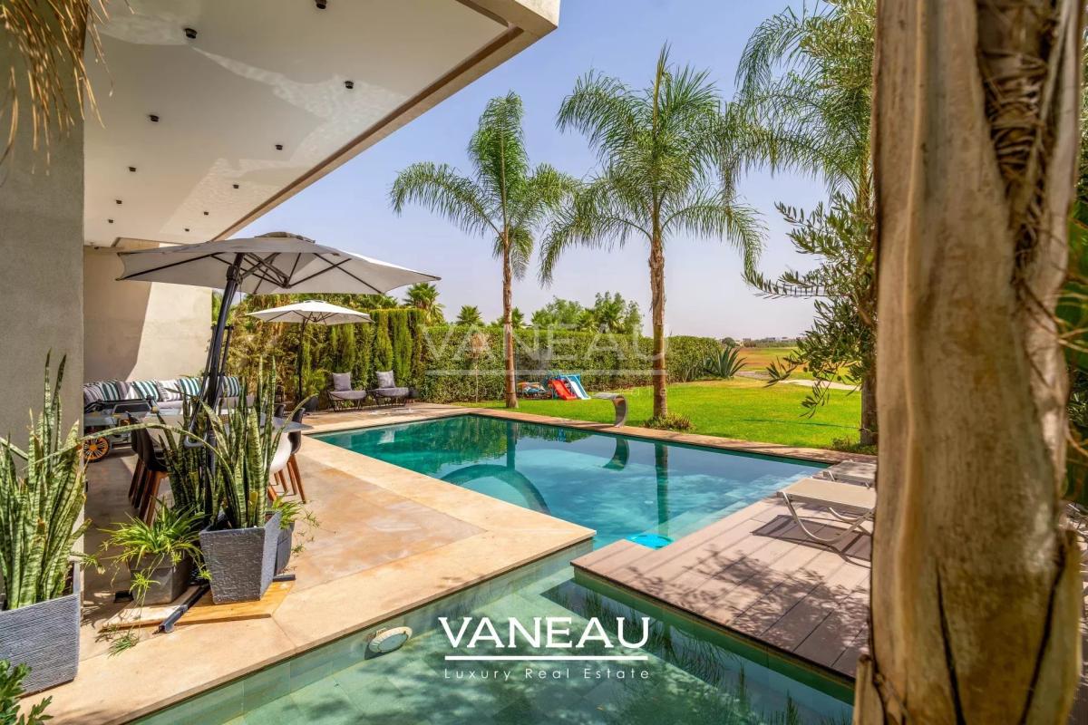 Villa luxueuse en première ligne de golf